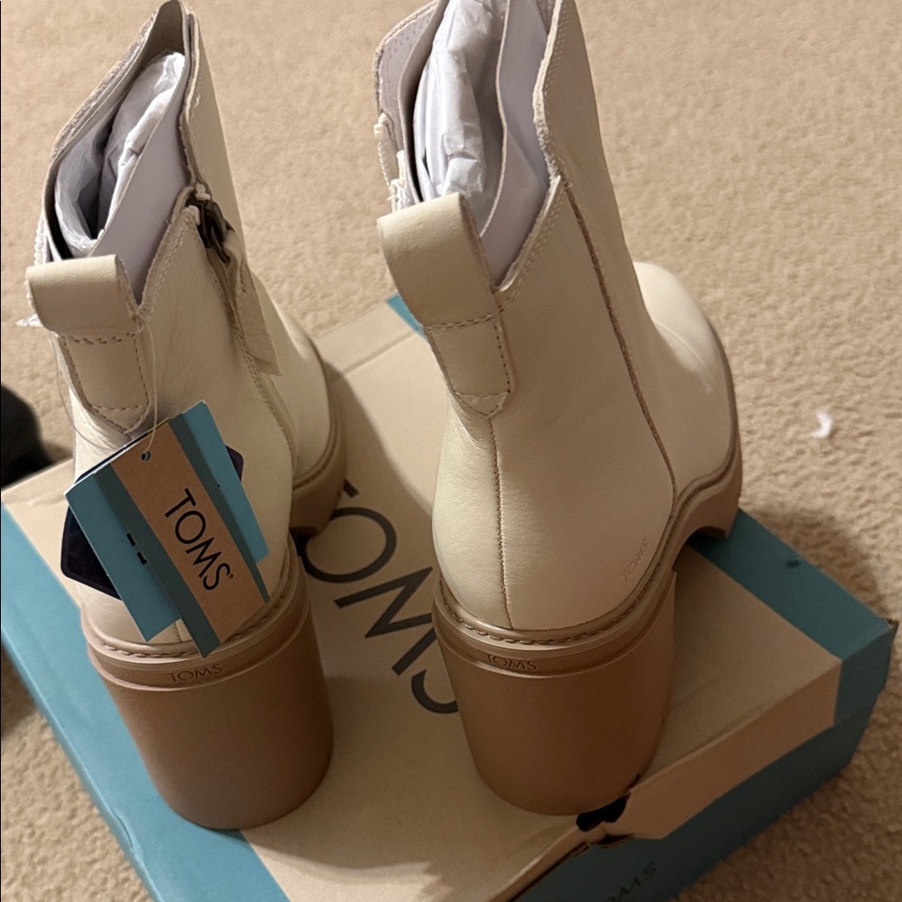 TOMS Women's White Heeled Boots